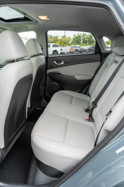 2023 Hyundai Kona Limited photo 9