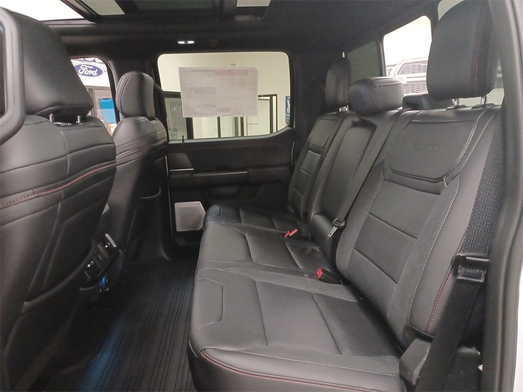 2025 Ford F-150 Raptor photo 16