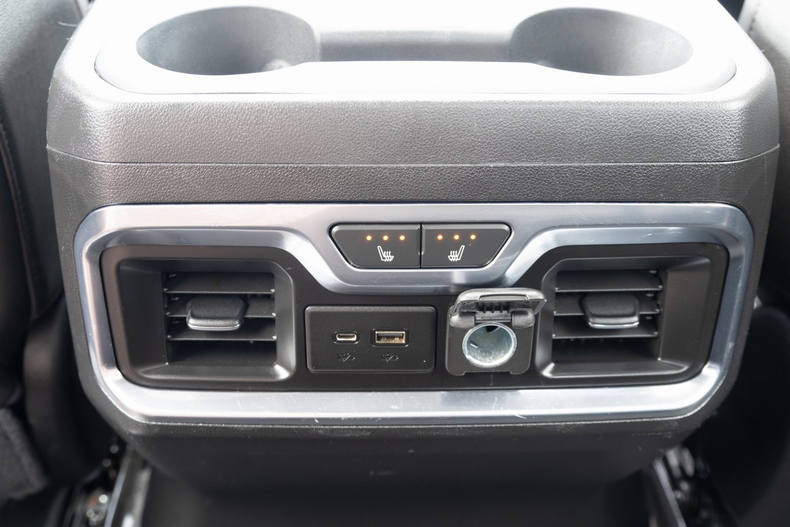 2019 Gmc Sierra 1500 SLT photo 2