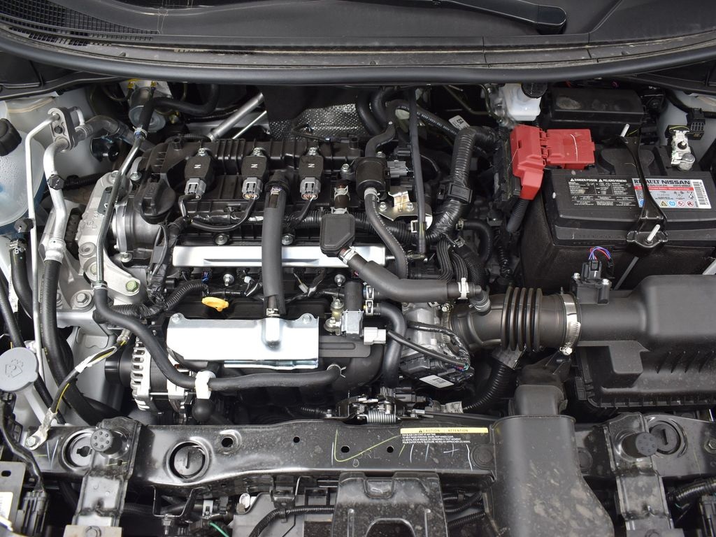 2025 Nissan Versa 1.6 S photo 25