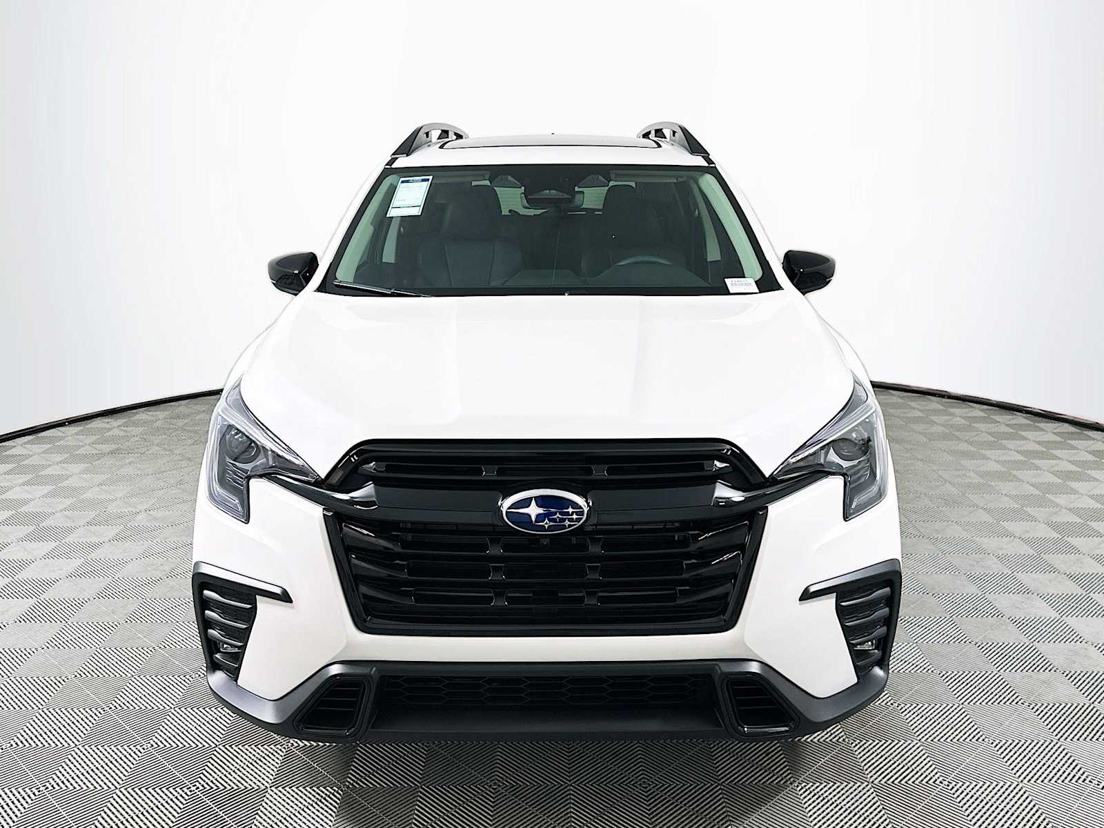 2025 Subaru Ascent Onyx Edition Touring photo 2
