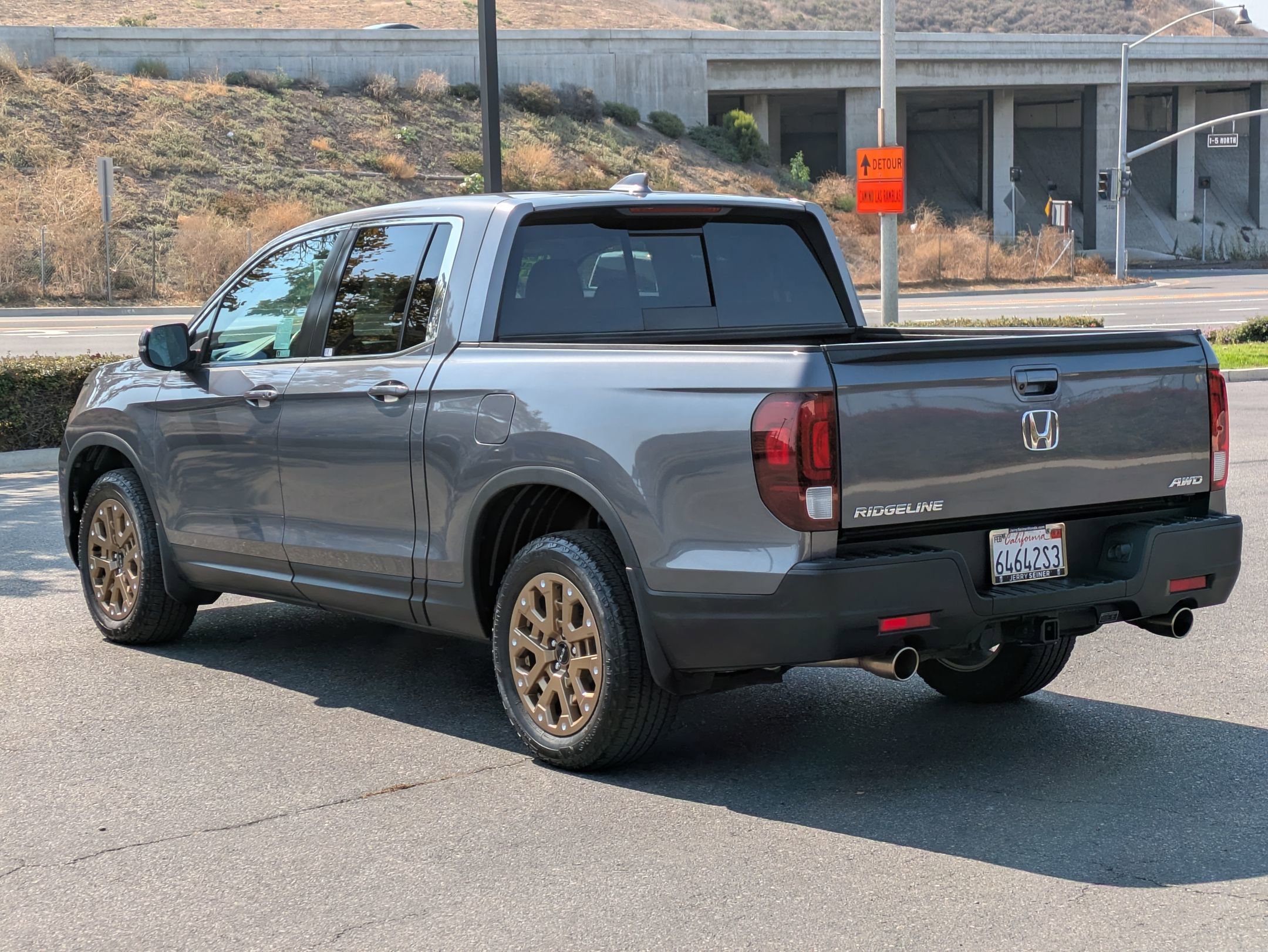 2023 Honda Ridgeline RTL photo 3