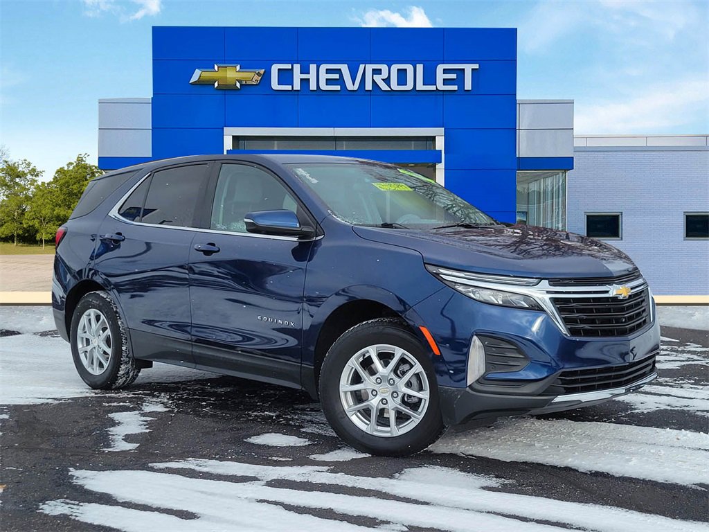 2022 Chevrolet Equinox LT's photo