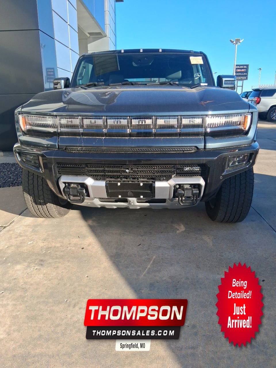 2025 GMC HUMMER EV 2X's photo