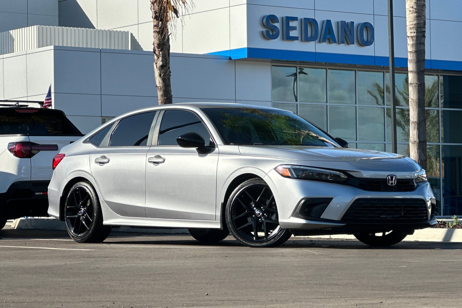 2022 Honda Civic Sport photo 2