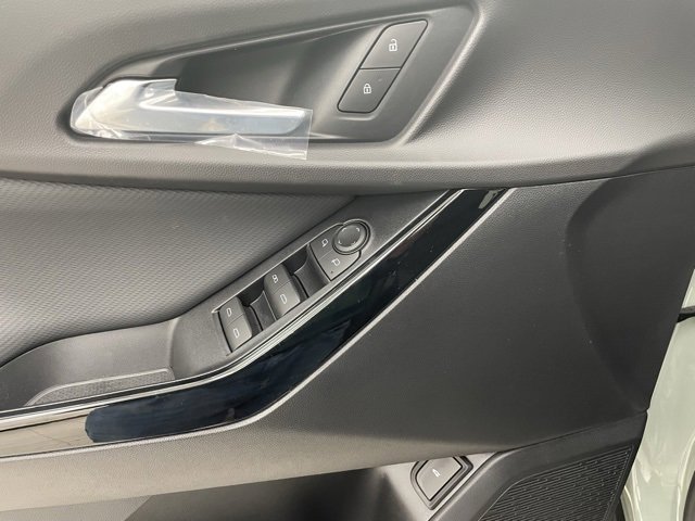 2026 Chevrolet Equinox LT photo 8