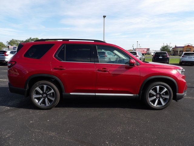 2025 Honda Pilot Touring photo 7