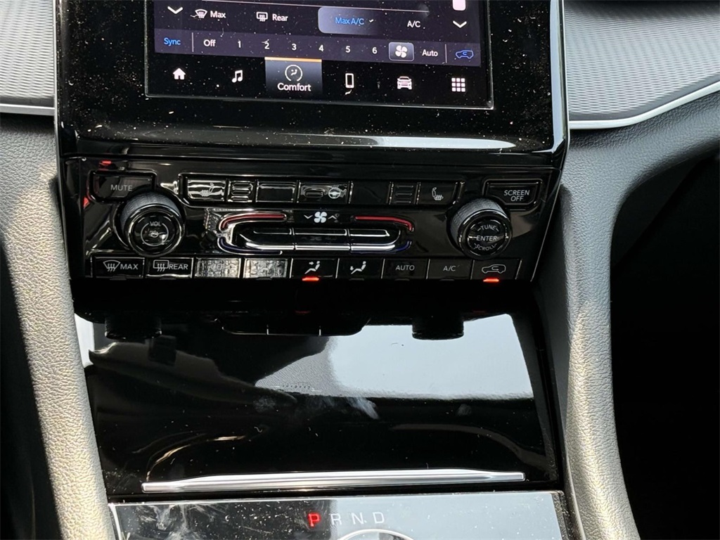 2025 Jeep Grand Cherokee Altitude X photo 7