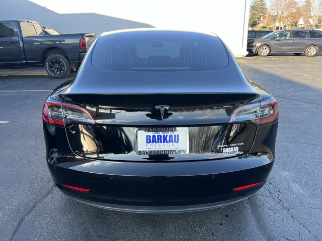 Used 2020 Tesla Model 3 Base with VIN 5YJ3E1EB1LF521457 for sale in Freeport, IL