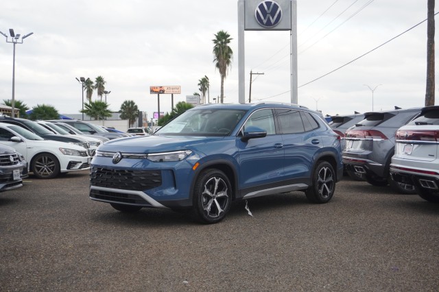 2026 Volkswagen Tiguan SE's photo