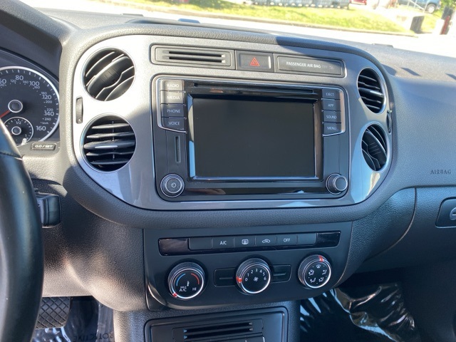 2018 Volkswagen Tiguan Limited photo 13