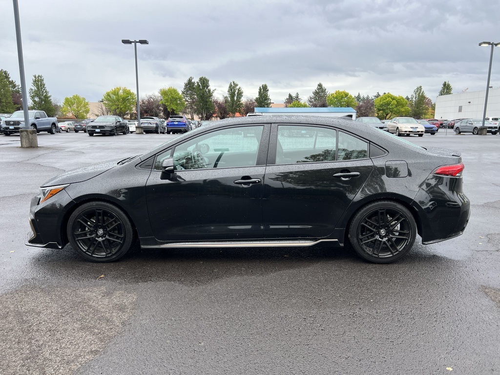 2021 Toyota Corolla XSE photo 3