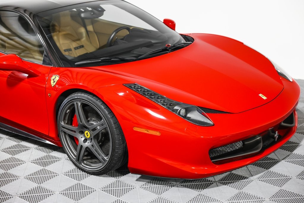2010 Ferrari 458 Italia Base photo 5
