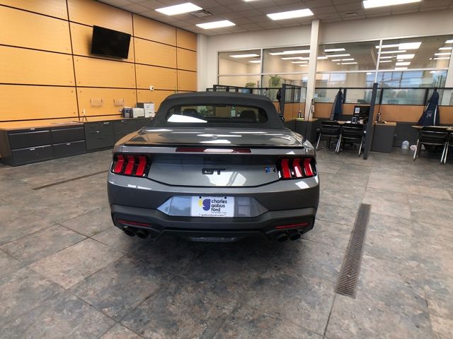 2025 Ford Mustang GT Premium Convertible photo 6