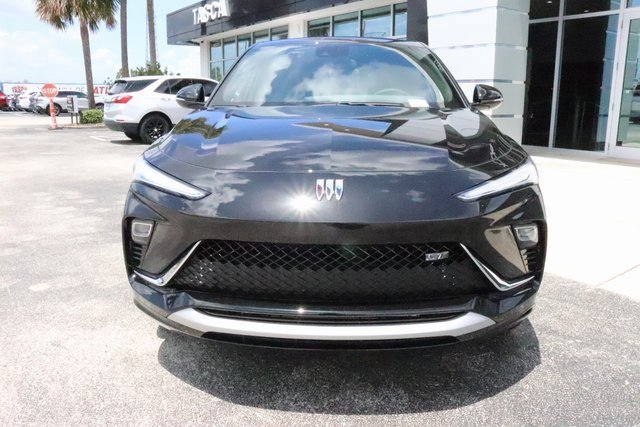 2025 Buick Envista ST photo 3