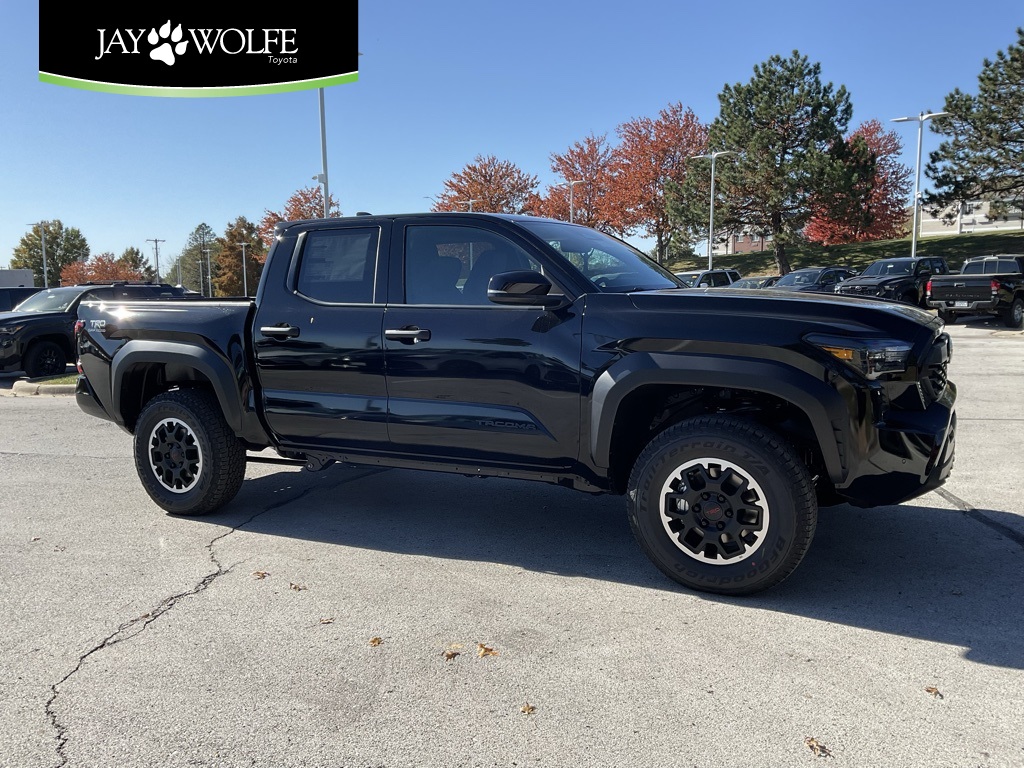 2025 Toyota Tacoma TRD Off Road's photo