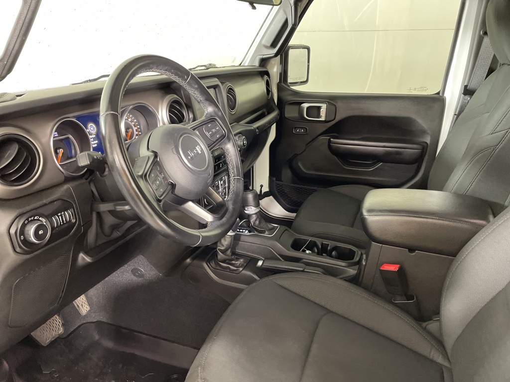 2020 Jeep Wrangler Unlimited Willys photo 20