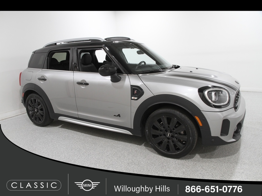 2023 MINI Countryman S's photo