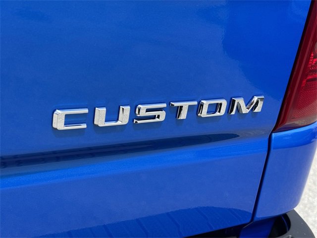 2025 Chevrolet Silverado 1500 Custom photo 12