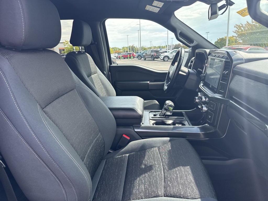 2022 Ford F-150 XLT photo 19