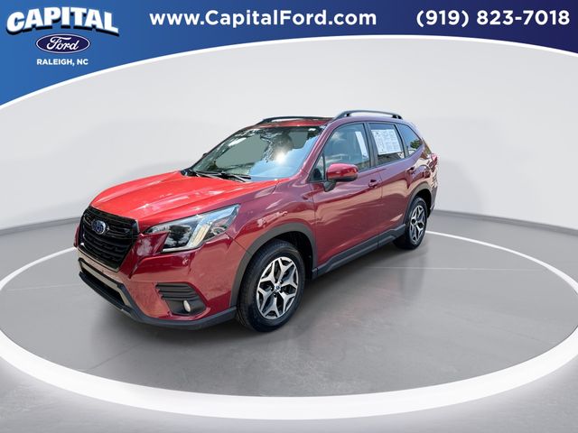 2022 Subaru Forester Premium photo 4