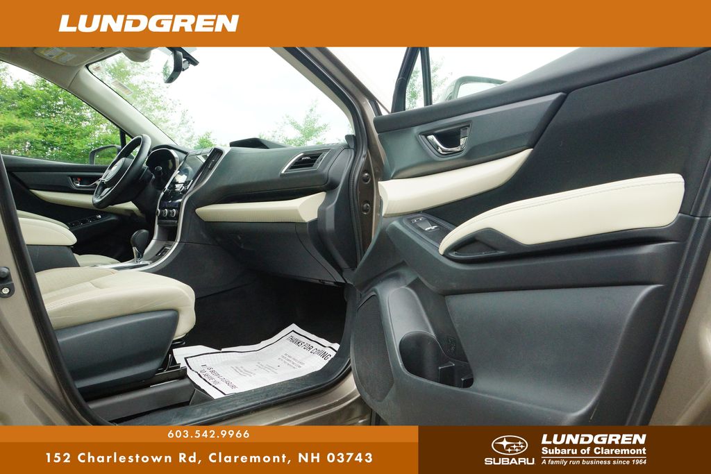 2022 Subaru Ascent Premium photo 22