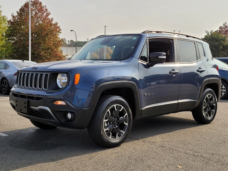 2023 Jeep Renegade Latitude photo 4