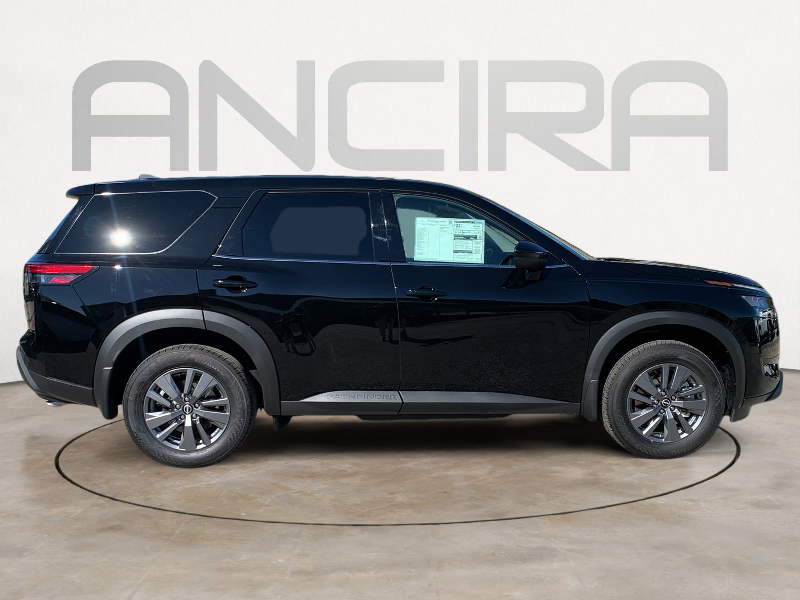 2025 Nissan Pathfinder S photo 10