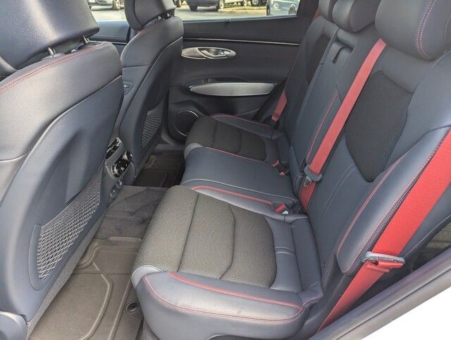 2025 Genesis GV70 2.5T photo 11