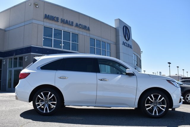 2020 Acura MDX SH-AWD Advance Entertainment photo 2