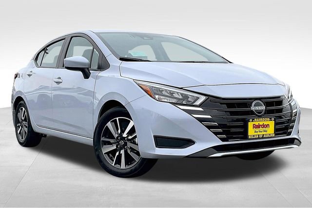 2025 Nissan Versa SV's photo
