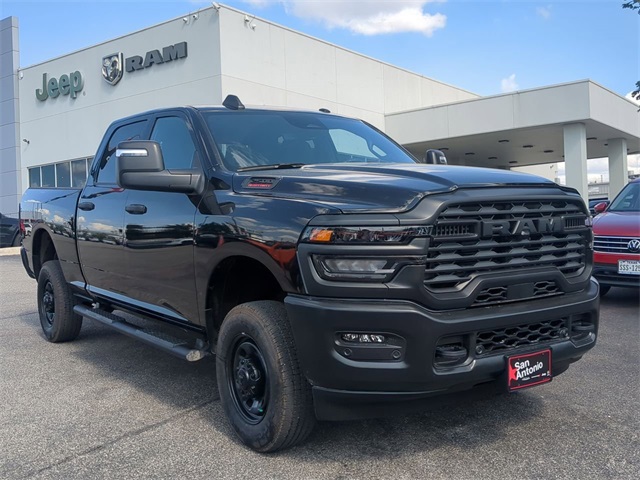 2025 Ram 2500 Tradesman photo 2
