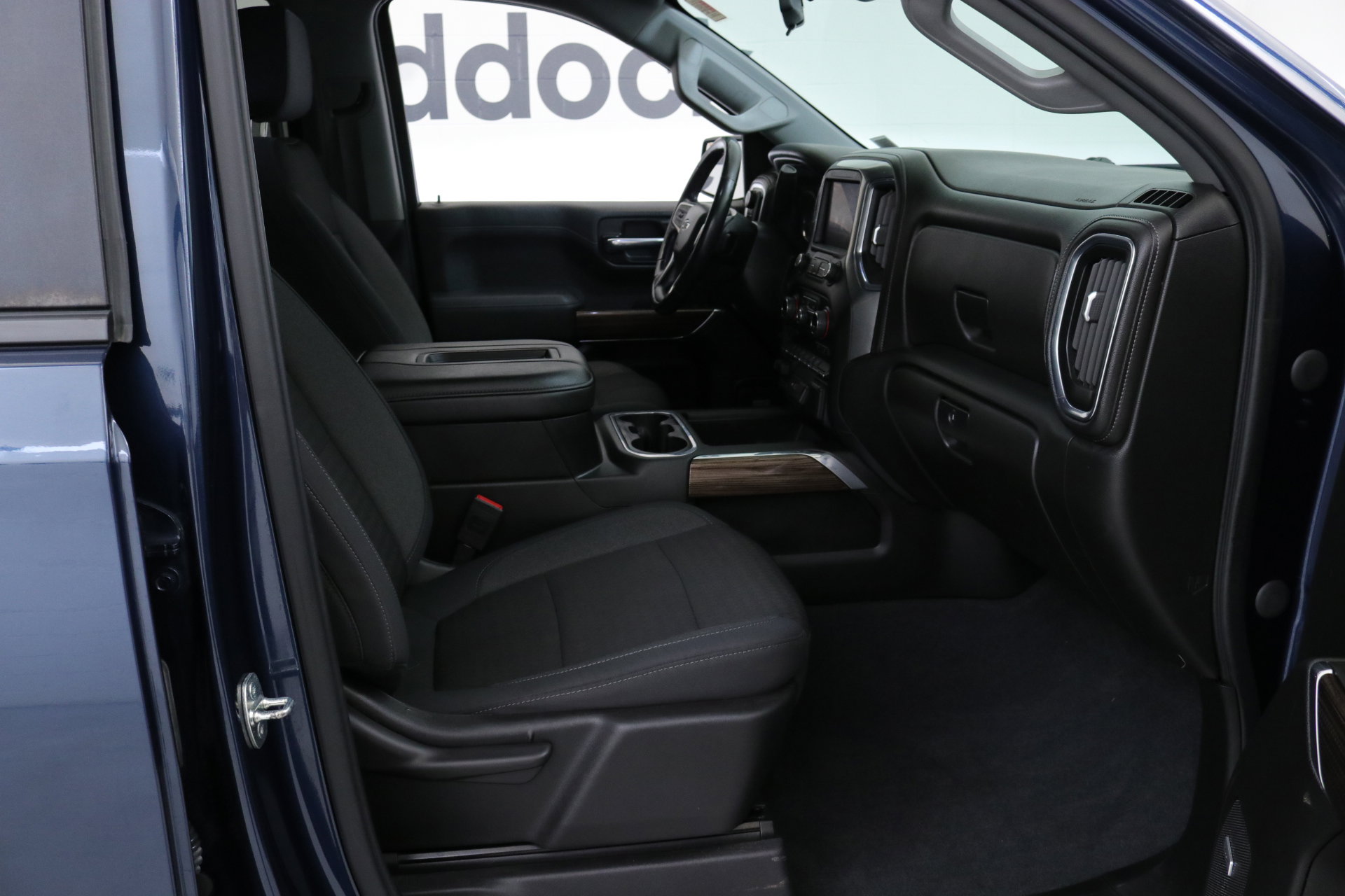 2020 Chevrolet Silverado 1500 RST photo 31