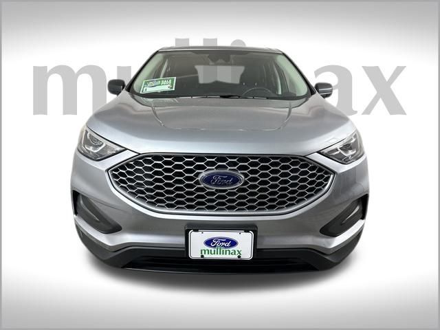 2024 Ford Edge SE photo 10
