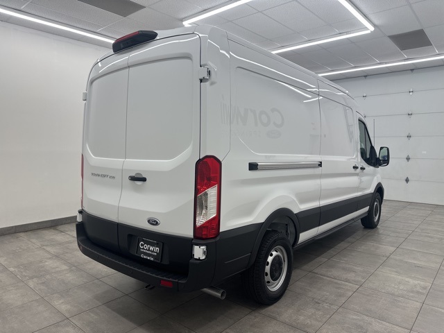 2025 Ford Transit photo 5