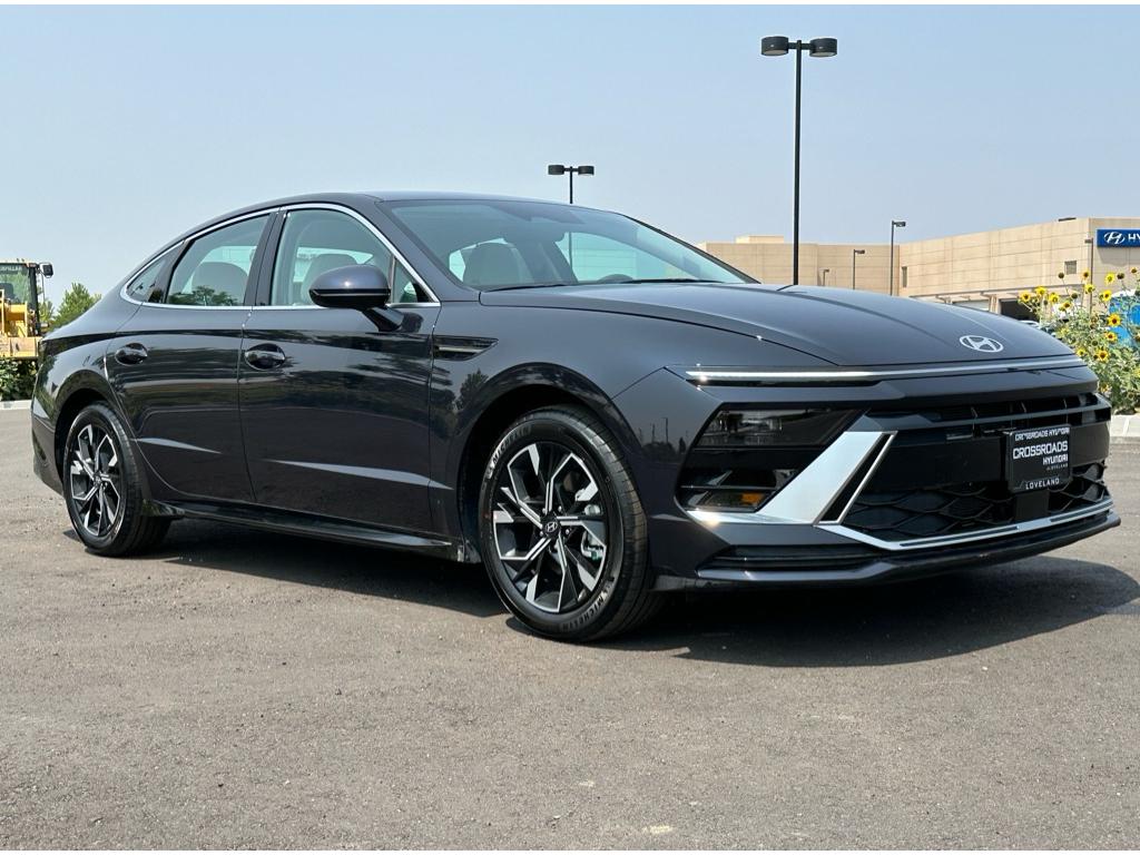 2024 Hyundai Sonata SEL photo 3
