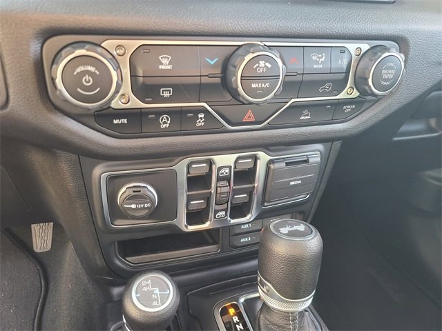 2024 Jeep Wrangler Sport S photo 19