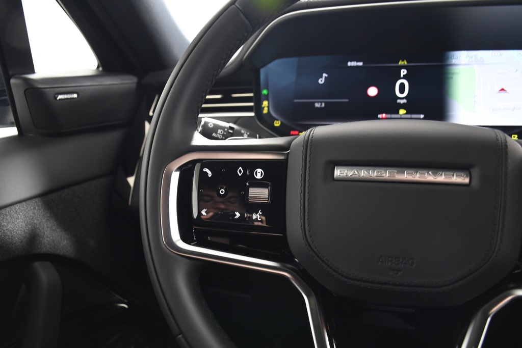2025 Land Rover Range Rover Sport SE photo 26