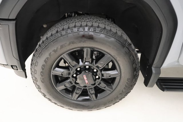 2025 Gmc Sierra 3500 HD AT4 photo 6