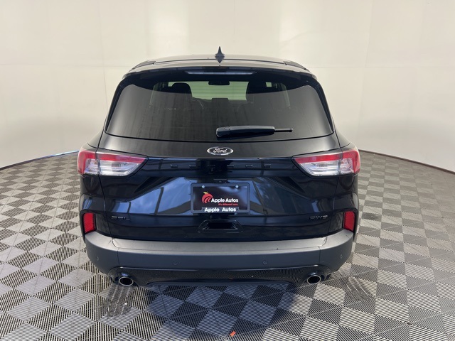 2022 Ford Escape SEL photo 3