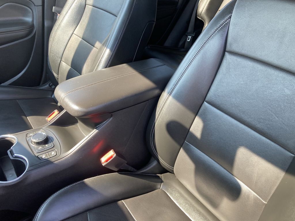 2023 Gmc Terrain SLT photo 22