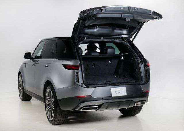 2025 Land Rover Range Rover Sport SE photo 19