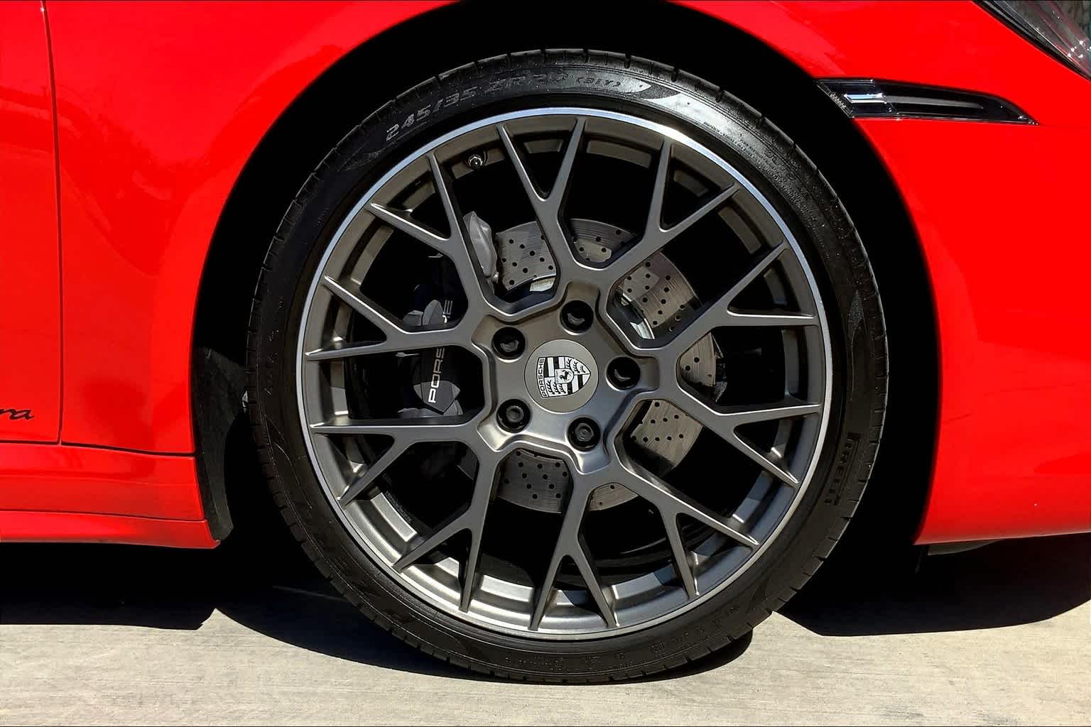 2021 Porsche 911 4 photo 10