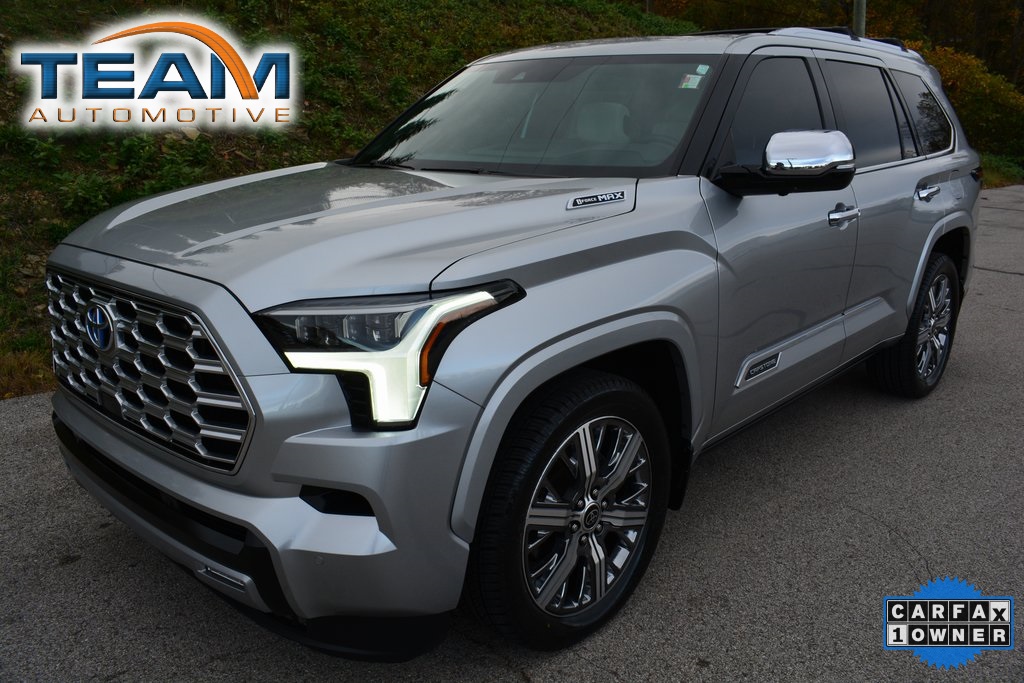 2023 Toyota Sequoia Capstone's photo