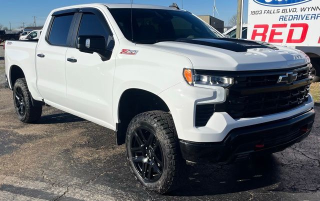 Used 2025 Chevrolet Silverado 1500 LT Trail Boss with VIN 3GCUKFED9SG299545 for sale in Little Rock