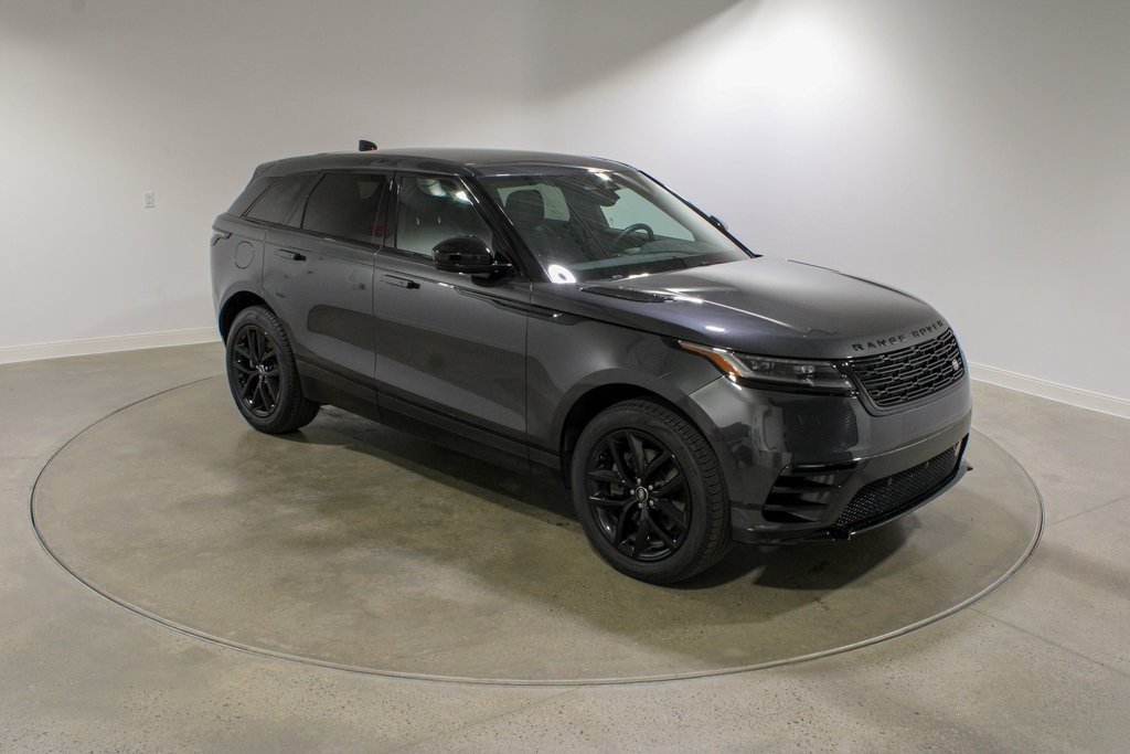 2025 Land Rover Range Rover Velar SE photo 6