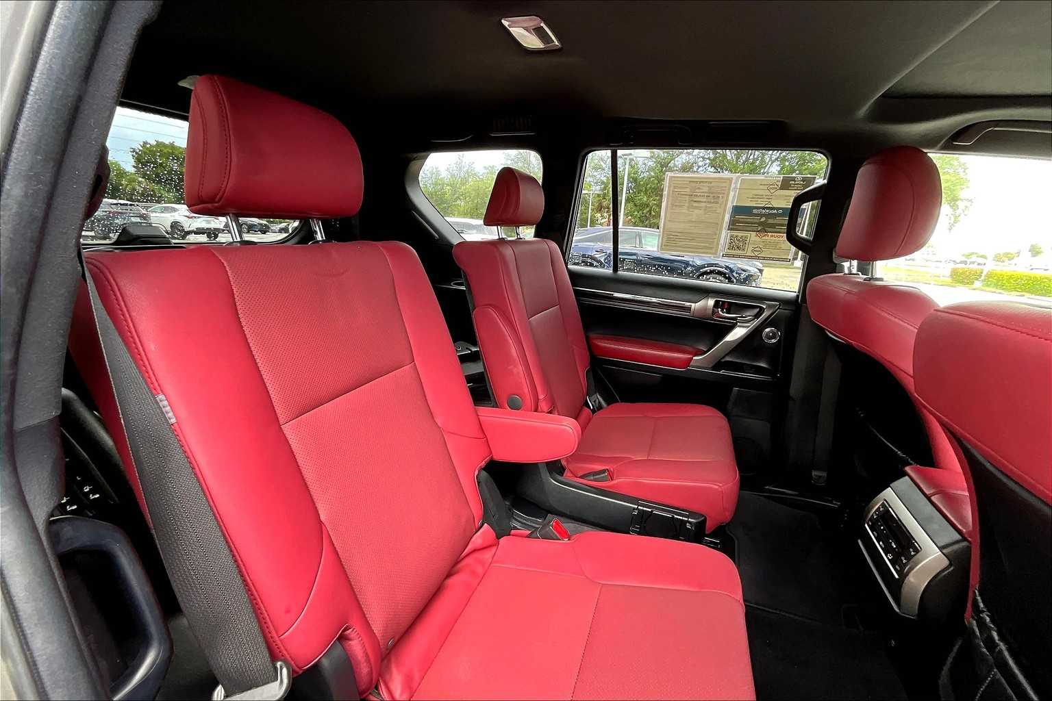2023 Lexus GX 460 Premium photo 18