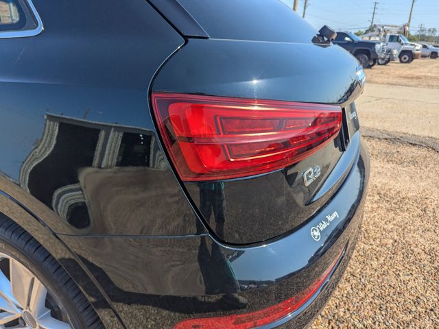 2018 Audi Q3 Premium Plus photo 11