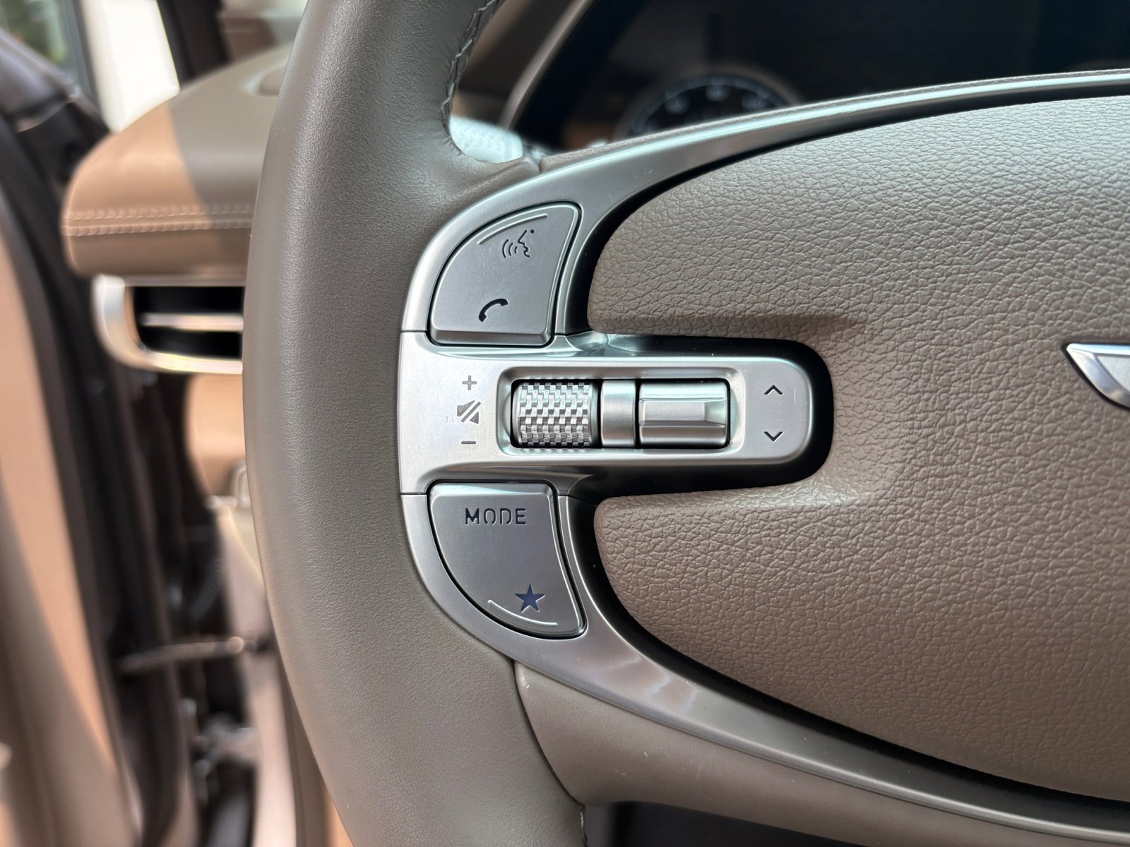 2024 Genesis GV80 3.5T AWD photo 10
