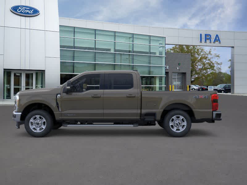 2026 Ford F-350 XLT photo 3